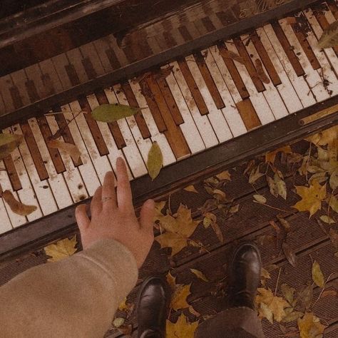 Beige Music Aesthetic, Nathan Aesthetic, Autumn Icons, Vintage Cafe, Coal Mining, Music Aesthetic, His Eyes, Tao, Piano