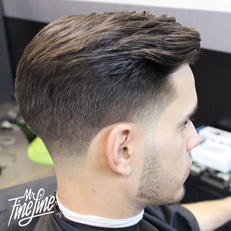 . Business Mens Haircut, Taper Haircut Men, Men Hairstyle Ideas, Faded Haircut, Haircut Ideas Trendy, Letter Pad, Mens Hairstyles With Beard, Formal Top, Gents Hair Style