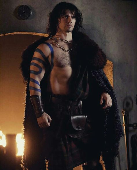 Paul Telfer as Lord MacIntosh in OUAT, Once Upon A Time, The Bear King Season 5 episode 9 Paul Telfer, Star Marco, Bear King, Highlands Warrior, Scottish Man, Fantasy Ideas, Celtic Warriors, Men In Kilts, Man Candy