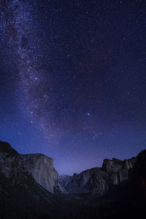 Starry Nights in the Sierra — Yosemite Conservancy Star Trails Photography, Amoled Wallpapers, Galaxy Poster, Night Sky Wallpaper, Sky Full Of Stars, Learning Photography, The Night Sky, Star Sky, Landscape Wallpaper