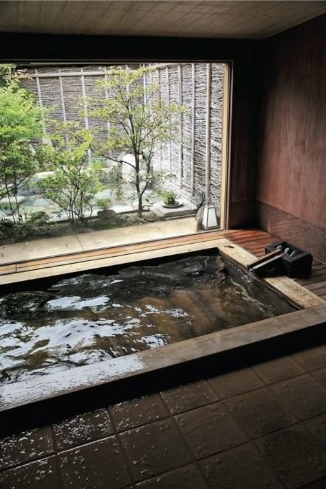 Japanese Bathrooms, Japanese Bath House, Japanese Bathroom Design, Onsen Bath, Home Spa Room, Japanese Bathroom, Japanese Hot Springs, Japanese Bath, Japanese Interior