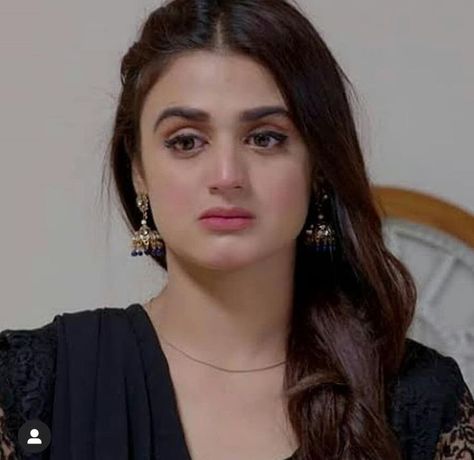 Hira Mani, Beautiful Pakistani Dresses, Desi Girl, Pakistani Actress, Hijabi Fashion, Beautiful Ladies, Pakistani Dresses, Face Claims, Creative Photography