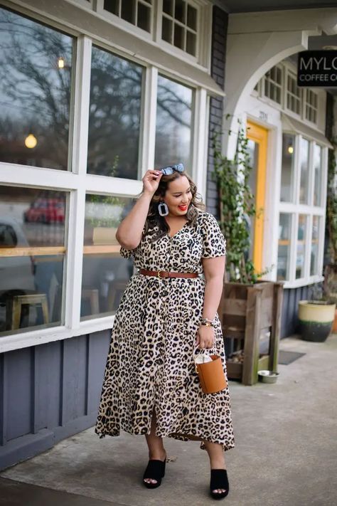 Plus Size Spring Outfits 2024: Chic Styles & Wardrobe Essentials Tokyo Street Fashion, Hipster Grunge, Look Plus Size, Leopard Dress, Moda Plus, Plus Size Fashion For Women, Colorblock Dress, Mendoza, Look Plus