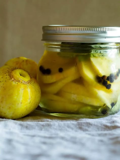 Easy Lemon Cucumber Pickles - The Copper Table Lemon Cucumber Pickles, Lemon Cucumbers, Canning Green Tomatoes, Pickling Cucumbers Recipe, Yellow Cucumber, Cucumber Pickles, Cucumber Varieties, Lemon Pickle, Cucumber Canning