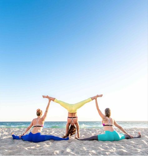 3 Person Yoga Poses For Beginners, Three Yoga Poses, Yoga For Three People, Yoga Poses For Multiple People, 3 Yoga Poses, Three Person Yoga Poses Easy, Trio Yoga Poses Easy, Three Person Picture Poses, 3 Person Yoga Poses Easy