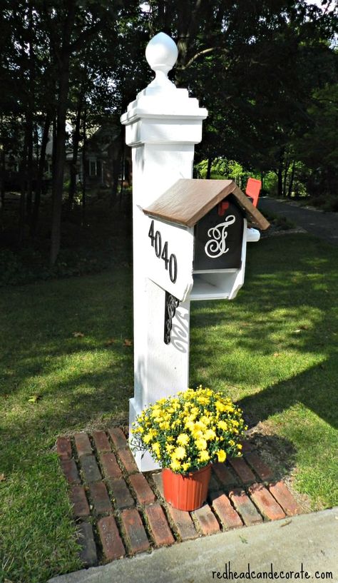 Paint Your Mailbox! Mailbox Garden, Mailbox Makeover, Mailbox Landscaping, Diy Mailbox, Mailbox Ideas, Mailbox Design, Door Paint, Mailbox Decor, Tools Storage