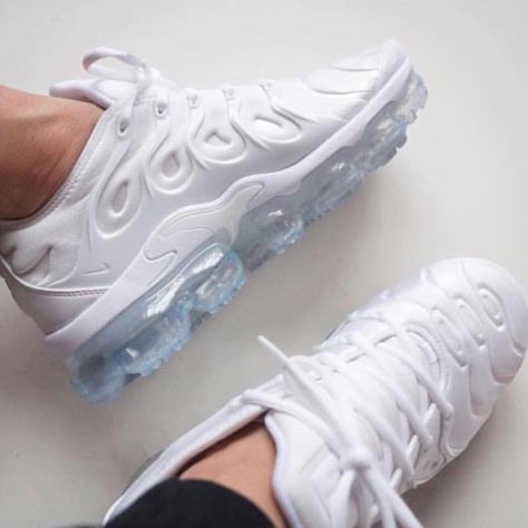 NIKE VAPORMAX PLUS WHITE Available now online at www.live-kickz.com Order yours NOW before they sellout!!! Air Vapormax Plus, Vapor Max, Nike Air Vapormax Plus, Dr Shoes, Shoes Sneakers Nike, Fresh Shoes, Hype Shoes, Air Vapormax, Womens Shoes High Heels