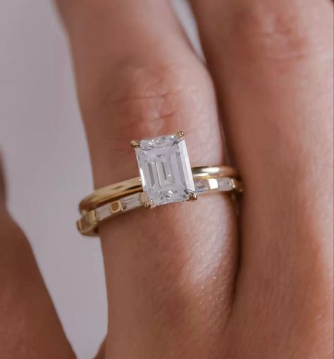 Wedding Rings Emerald Cut, Baguette Band, Baguette Wedding Band, Dream Wedding Ring, Baguette Engagement Ring, Ring Cuts, Cute Engagement Rings, Future Engagement Rings, Emerald Cut Engagement