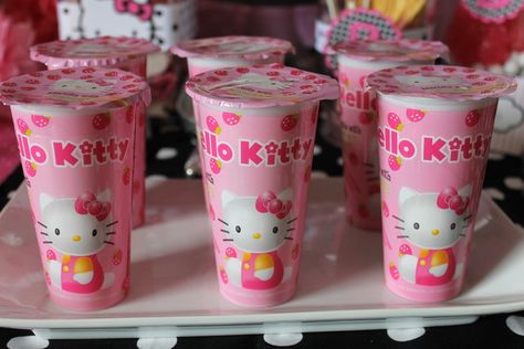 Cool teen party ideas Teen Party Ideas, Hello Kitty Birthday Decorations, Hello Kitty Style, Birthday Hello Kitty, Hello Kitty Birthday Theme, Hello Kitty Theme Party, Easter Birthday Party, Kitty Style, Ariel Birthday