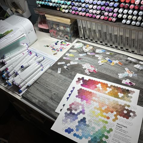 My COPIC Ohuhu cross reference chart is finally ready after working on it since November 2023! Ohuhu Markers, Tik Tokers, Reference Chart, Copic Coloring, Alcohol Markers, Markers Set, Conversion Chart, Cross Reference, Copic Markers