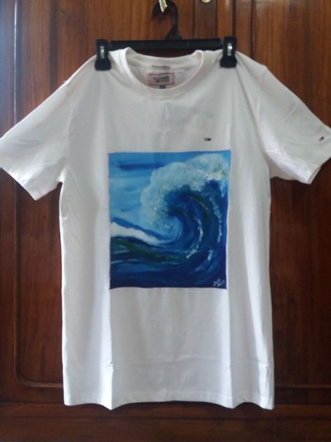 Hand Painted T Shirt For Men, Hand Painted T Shirts, Painted T Shirt, Tshirt Painting, Mens Tees, Diy Clothes, Hand Painted, Mens Graphic Tshirt, Mens Tshirts