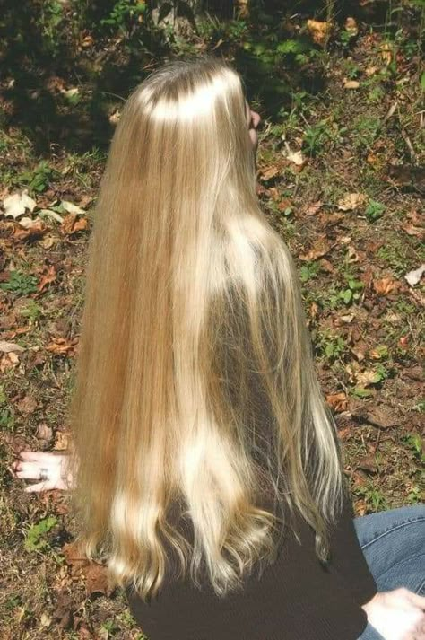 Natural Makeup For Blondes, Long Healthy Hair, Hair Routine, Long Blonde, Long Blonde Hair, Hair Routines, Dream Hair, Latest Hairstyles, Long Hair Styles Men