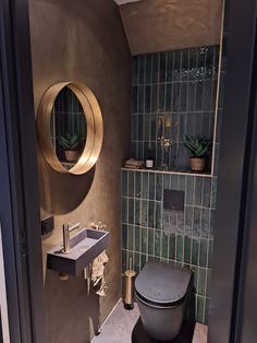 Bathroom Decor Budget, Small Green Toilet, Maximalist Downstairs Toilet, Dark Toilet Room Ideas, Very Small Toilet Room, Downstairs Toilet Ideas Green, Green Black Gold Bathroom, Dark Green Toilet, Small Wc Design Toilet Room