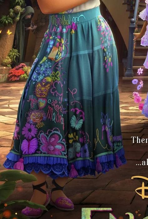 Mirabel Costume, Smart Auto, Outfit Dress, Skirt Design, Embroidery And Stitching, My Favorite Part, Skirt Pattern, The Details, Tie Dye Skirt