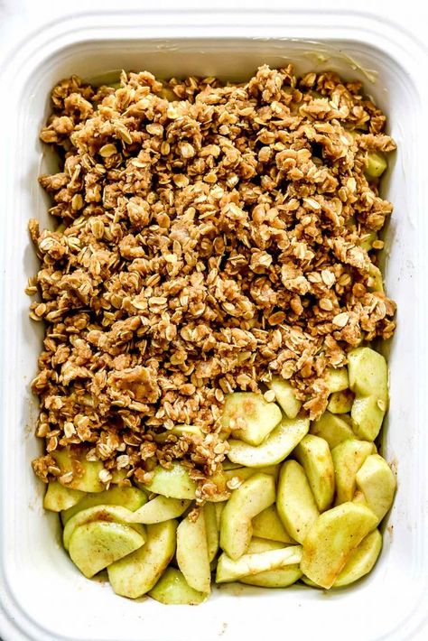 How to Make THE BEST Apple Crisp Recipe - foodiecrush.com Recipes Using Green Apples, Green Apple Crisp Recipe, Green Apple Recipes Easy, Green Apple Crisp, What To Make With Green Apples, Green Apple Dessert Recipes, Granny Apple Recipes Desserts, Desserts With Green Apples, Green Apples Recipe