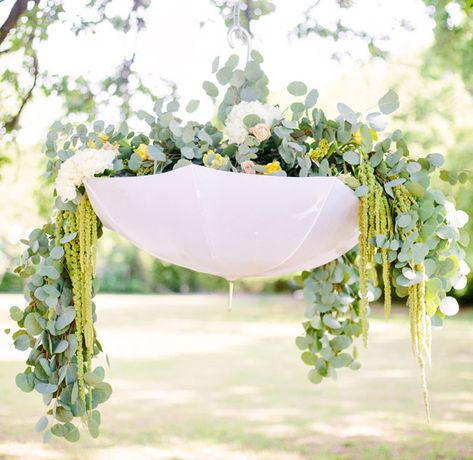 What a genius idea! An upside down umbrella filled with flowers Outdoor Bridal Showers, Umbrella Decorations, Umbrella Wedding, Bridal Magazine, April Showers, May Flowers, Reception Decorations, Wedding Trends, Wedding Shower