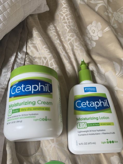 Cetaphil Moisturizer, Girly Essentials, Leg Care, Skin Care Basics, Dry Skin Body, Feminine Hygiene, Dermatologist Recommended, Skincare Routines, Moisturizing Lotions