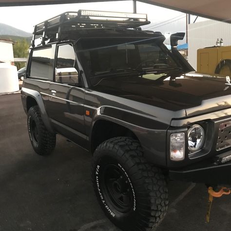 #nissanpatrol #nissan #offroad #4x4 #nissanpatroly60 Nissan Safari 4x4 Offroad, Nissan Patrol Offroad, Y60 Patrol, Nissan Offroad, Nissan Safari, Offroad 4x4, Jacked Up Trucks, Nissan Patrol, Toyota Fj Cruiser