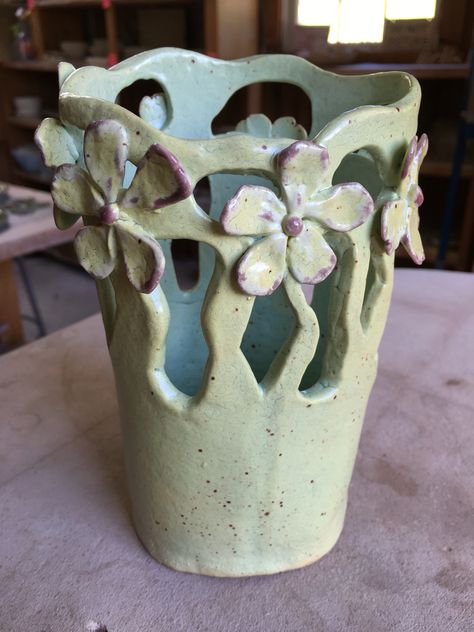 Clay Coil Vase Ideas, Art Nouveau Ceramics, Totem Ideas, Clay Garden, Art Nouveau Vase, Coil Pottery, Slab Ceramics, Coil Pots, Ceramic Art Sculpture