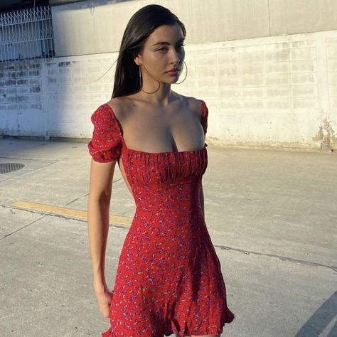 Mode Ulzzang, Gaun Fashion, Chic Flowers, Dress Backless, Square Neck Dress, Flowers Print, Mini Dresses For Women, Ruffle Mini Dress, Mode Inspo