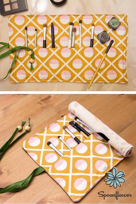 This DIY Fat Quarter Project Is a Travel Must-Have - Want to know the travel must-have we can’t leave home without? A roll-up cosmetic bag to store makeup brushes while on-the-go makes for perfect packing every time, we guarantee it! This wanderlust-worthy fat quarter project is travel-approved and the DIY gift every budding makeup artist needs. For an extra touch of glamour, we recommend using Celosia Velvet™️ for your outer fabric. Makeup Brush Holder Sewing Pattern, Diy Make Up Bag Pattern, Sewing Ideas For Gifts, Easy Sewing Gifts, Cosmetic Bags Diy, Diy Makeup Brush Holder, Makeup Bag Pattern, Fabric Diy Projects, Diy Makeup Brush