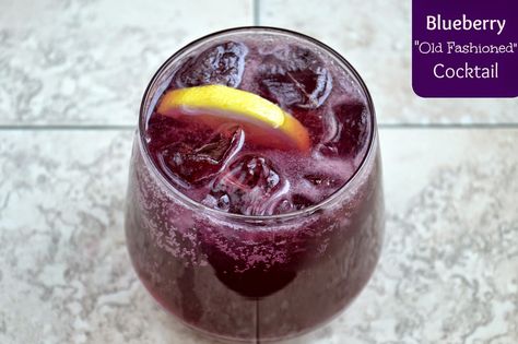 Vegan Croissant, Whisky Cocktail, Spicy Cocktail, Whisky Cocktails, Whiskey Cocktail, Nutella Brownies, Cocktail Ideas, Wild Goose, Beverage Recipes