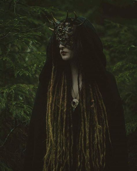 3,509 Likes, 49 Comments - Hysteria Machine (@hysteriamachine) on Instagram: “Living the goth dream ☠☠ #goth #gothic #gothicdecor #alternative #macabrelife ##wallpaperfordays…” Viking Aesthetic, Norse Pagan, Fairytale Photography, Dragon Knight, Pagan Witch, Magic Aesthetic, Medieval Armor, Viking Warrior, Beltane