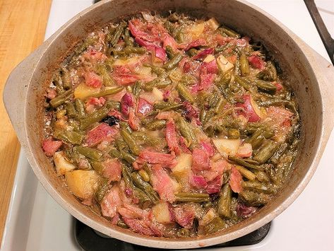 Green Bean And Ham Recipes, Ham Green Beans And Potatoes Stove Top, Ham Green Beans Potatoes, Cottage Ham, Potatoes On The Stove, Boil Green Beans, Ham And Green Beans, Ham And Cabbage, Southern Green Beans