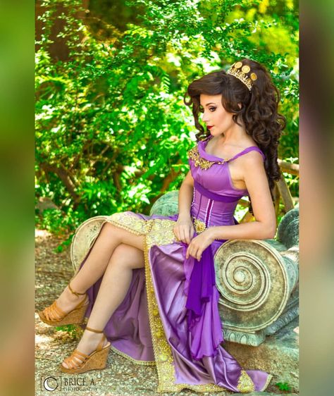 First picture of my Megara Cosplay photoshoot in Greece! Thanks to my husband for his patience! I am so happy with the result! Fabrics from… Hercules Fanart, Hercules Cosplay, Meg Costume, Meg Cosplay, Megara Cosplay, Kakashi Cosplay, Merida Cosplay, Meg Hercules, Steven Universe Cosplay