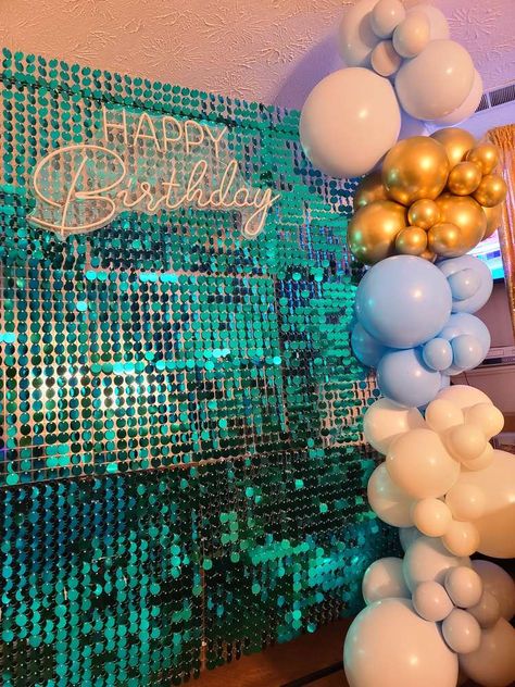 Brunch Shimmer Birthday Gathering | CatchMyParty.com Turquoise Birthday Party Ideas, Gold Birthday Party Ideas, Turquoise Birthday, Birthday Gathering, Gold Birthday Party, 65th Birthday, Adult Birthday Party, 40th Birthday Parties, Mama Mia