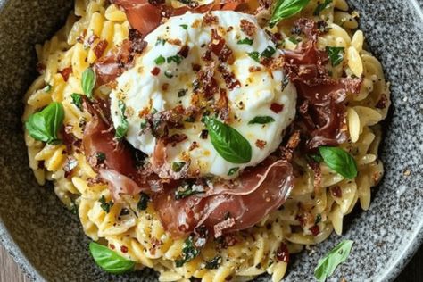 Elevate your weeknight pasta routine with this luxurious and indulgent Orzo Carbonara with Crispy Prosciutto and Burrata. This dish blends the traditional flavors of classic Italian carbonara with a modern ... Learn more Orzo Carbonara, Creamy Carbonara Sauce, Italian Carbonara, Potato Frittata Recipes, Weeknight Pasta, Crispy Prosciutto, Meringue Pie Recipes, Chorizo Recipes, Beet Recipes