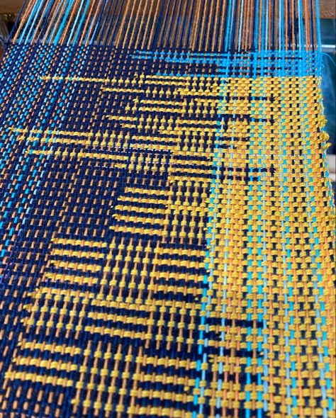 Log cabin pattern done in a SAORI style Weaving Log Cabin Patterns, Saori Weaving Clothing Patterns, Log Cabin Weaving Pattern, Log Cabin Weaving, Salt Spring Island Bc, Log Cabin Pattern, Rigid Heddle Weaving Patterns, Weaving Patterns Design, Weaving Studio