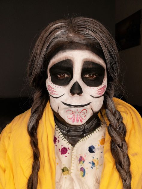 Coco Skeleton Makeup, Coco Makeup Disney, Coco Makeup Halloween, Coco Makeup, Coco Costume, Face Paint Party, Mama Coco, Muertos Makeup, Coco Disney