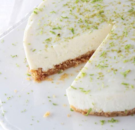 Lime and ginger cheesecake Healthy Key Lime Pie Recipe, Gluten Free Key Lime Pie, Healthy Key Lime, Key Lime Yogurt, Healthy Key Lime Pie, Lime Pie Recipe, Key Lime Cheesecake, Healthy Cheesecake, Keylime Pie Recipe