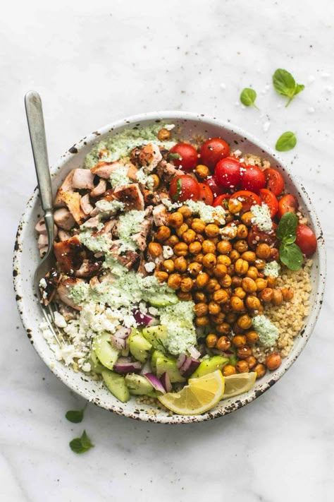 Healthy Girl Recipes, Chicken Power Bowl Recipe, Greek Buddha Bowl, Chicken Buddha Bowl, Healthy Bowl Recipes, Tzatziki Dressing, Adult Lunchables, Superfood Bowl, Power Bowl Recipe