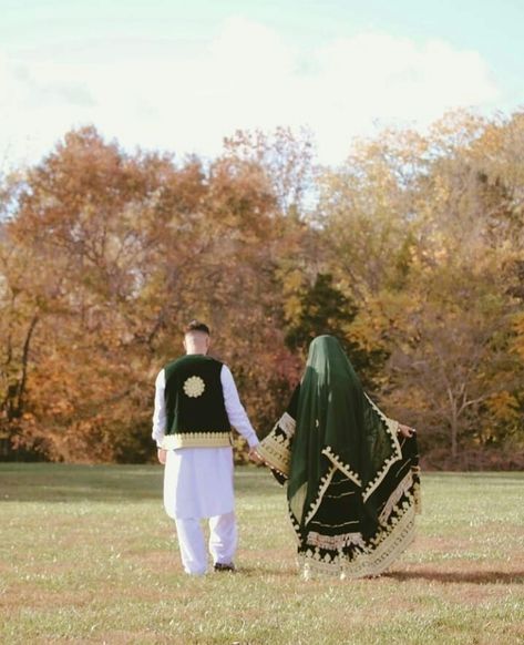 Afghan Nikkah, Pashtun Dress, Nikkah Ideas, Dark Green Eyes, Afghanistan Culture, Afghan Culture, Afghani Clothes, Afghan Wedding, Artsy Photography