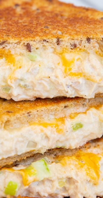 Grilled Tuna Melt, Tina Melt Sandwich, Tuna Melt Sandwich In Oven, Tuna Melts Sandwich, Hot Tuna Sandwich, How To Make A Tuna Melt, Tuna Grilled Cheese, Easy Tuna Melt Sandwich, Tuna Melts In The Oven