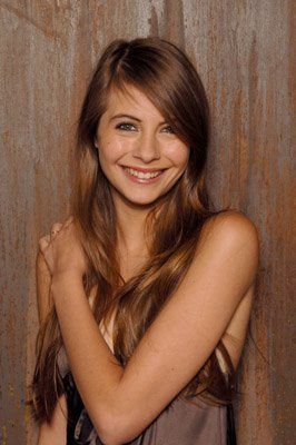 hi willa holland, i love you. Kaitlin Cooper The Oc, Kaitlin Cooper, Emily Head, Willa Holland, Thea Queen, Future Girlfriend, Simply Red, Celebrity Stars, Alyson Hannigan