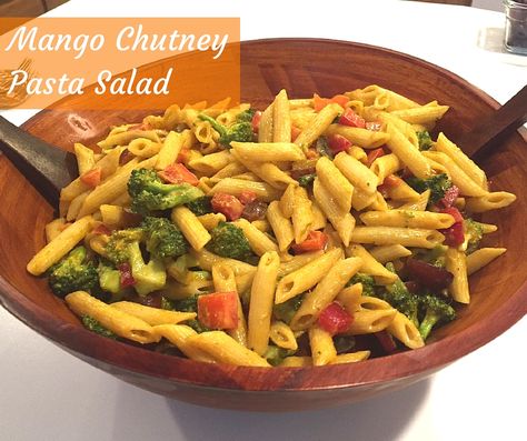 Mango Chutney Pasta Salad Mango Pasta Salad, Mango Chutney Recipe, Salad With Mango, Recipe Pasta, Vegetarian Meal Plan, Mango Chutney, Chutney Recipe, Chicken Pasta Salad, Party Dishes