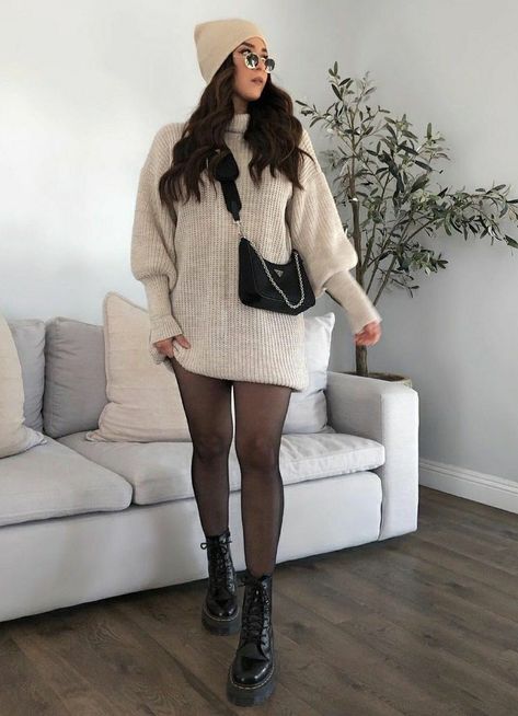 Cold Spring Outfit Casual Street Styles, Newyear Outfit Ideas, Party Outfits Cold Weather, Casual Thanksgiving Outfits 2023, Cold Weather Party Outfit, Amsterdam Spring Outfit, Party Outfit Cold Weather, Sweater Dress And Tights, Jumper Dress Outfit