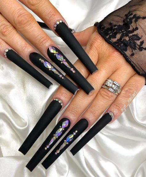 Black Acrylic Nails With Rhinestones, African Nails, Flare Nails, Nails Elegant, Luminous Nails, Nails Arts, December Nails, Star Nail Art, Black Acrylic Nails