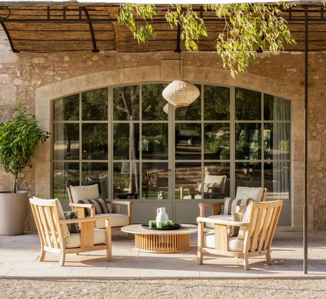 French House Interior Provence France, Provence House, Provence Garden, Patina Farm, Outdoor Backyard, French Country House, French House, Dream House Exterior, Stone House