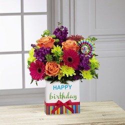 Birthday Flower Delivery in the USA and Canada | 1st in Flowers! - 1st in Flowers! Birthday Flowers Arrangements, Birthday Flower Delivery, Happy Birthday Bouquet, Ftd Flowers, Birthday Flowers Bouquet, Bouquet Images, Send Flowers Online, Pink Gerbera, Online Flower Delivery