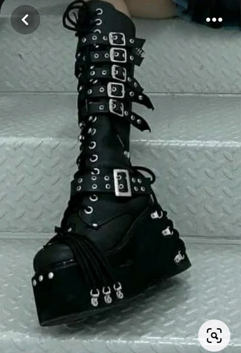 Gothic Heels Boots, Emo Clothes Accessories, Emo Shoes Boots, Alt Platform Boots, Cute Goth Shoes, Platform Goth Boots, Emo Shoes Aesthetic, Goth Platform Heels, Alt Platform Shoes