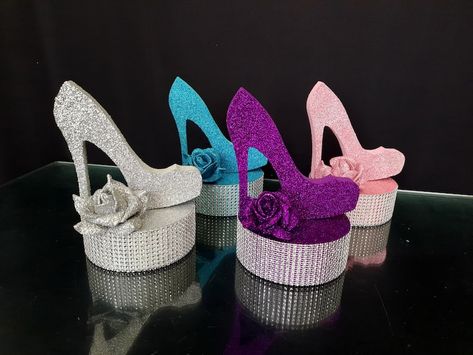 Decor Centerpiece Shoe on Standshoe Central Decorcentral - Etsy Sweet Sixteen Centerpieces, Sweet 16 Candelabra, Quinceanera Shoes, Dance Theme, Sweet 16 Party Decorations, Styrofoam Crafts, Red Centerpieces, Quinceanera Pink, 16 Candles