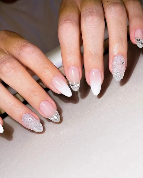 White And Pink Nails Almond, Nail For Wedding, Nails White And Pink, White And Pink Nails, Nails For The Bride, Classy Wedding Nails, Bachelorette Nails, Best Wedding Nails, Pink Nails Almond