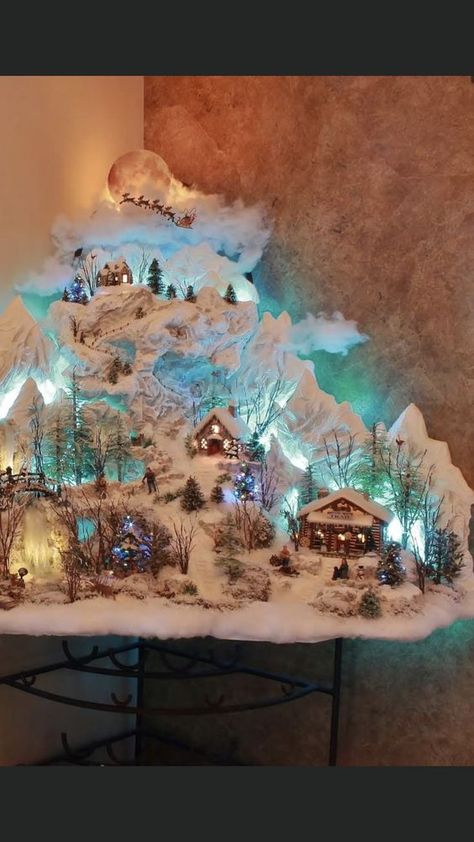 Christmas Crib Ideas, Christmas Tree Village Display, Diy Christmas Village Displays, Coastal Curtains, Christmas Tree Village, Decor Christmas Home, Lemax Christmas Village, Christmas Village Sets, Lemax Christmas