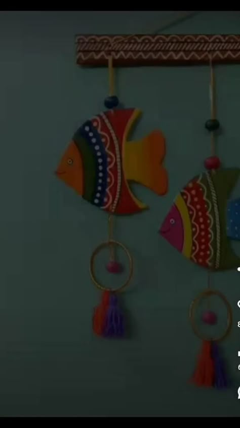 #diydecor #diyhomedecor #homedecorideasdiy #diydecorideas #homedecorideas #homedecorideaslivingroom #homedecor Cardboard Fish, Diy Diwali Lanterns, Creche Ideas, Ideas Recicladas, Fish Mural, Activity For School, Painted Mirror Art, Fish Mobile, Fish Wall Hanging