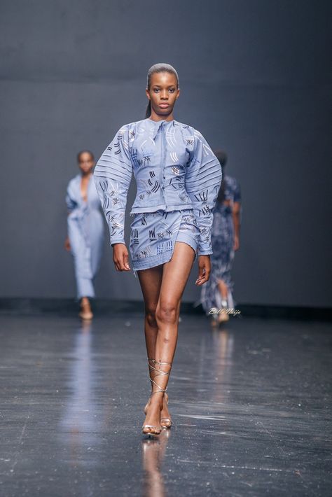 Afro Outfits, Lagos Fashion Week, African Designers, Lagos Fashion, Pant Suits For Women, Afrocentric Fashion, 2018 Runway, High Fashion Runway, Monochromatic Outfit