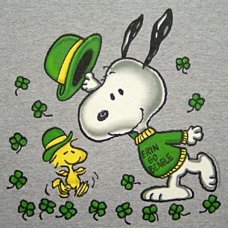 PEANUTS BY SCHULZ SNOOPY WOODSTOCK St. Patricks Patrick's Day Beagle T Woodstock Snoopy, Peanuts By Schulz, Woodstock Peanuts, Snoopy Dog, Peanuts Cartoon, Irish Tshirts, Snoopy Wallpaper, Snoopy Quotes, Snoopy Pictures